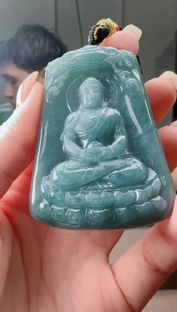 【闪购商品】翡翠颈饰未镶嵌111111111