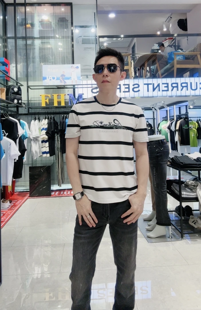 【商都】夏季轻奢欧版时尚休闲黑白色微阔圆领T恤BZ4218