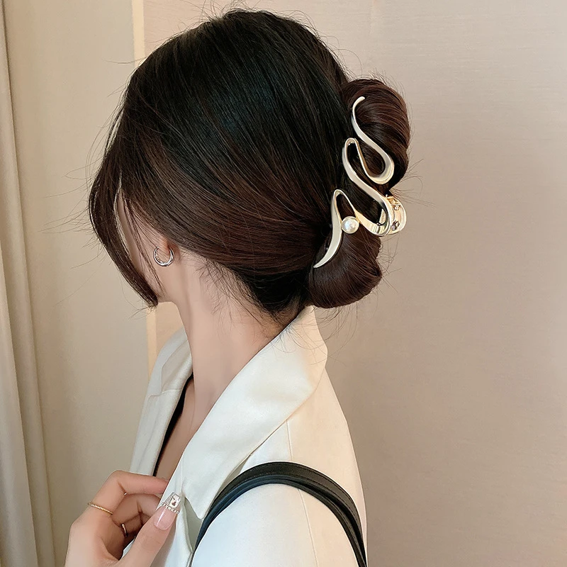 大号金属磨砂波浪抓夹女头饰发夹发量大高级感后脑勺盘发鲨鱼夹子