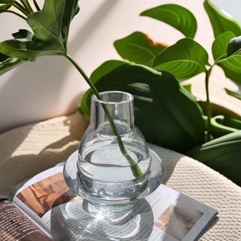 057现代简约家居花器客厅创意装饰品摆件小UFO