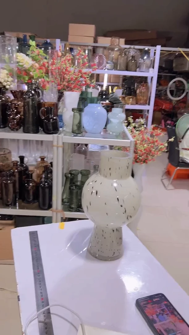 【闪购商品】灰色黑点中古花瓶