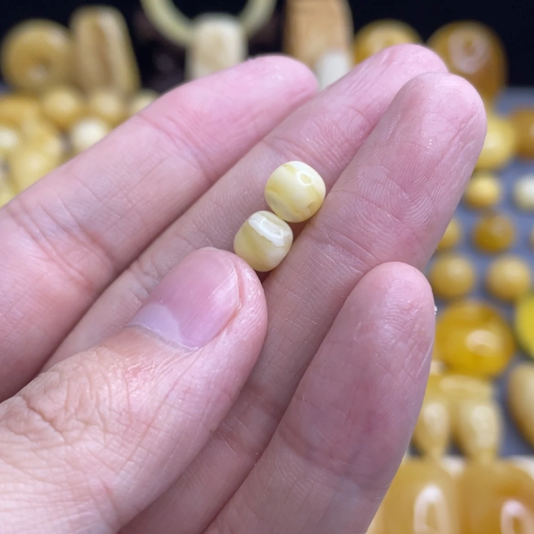 【闪购商品】琥珀颈饰未镶嵌H****n