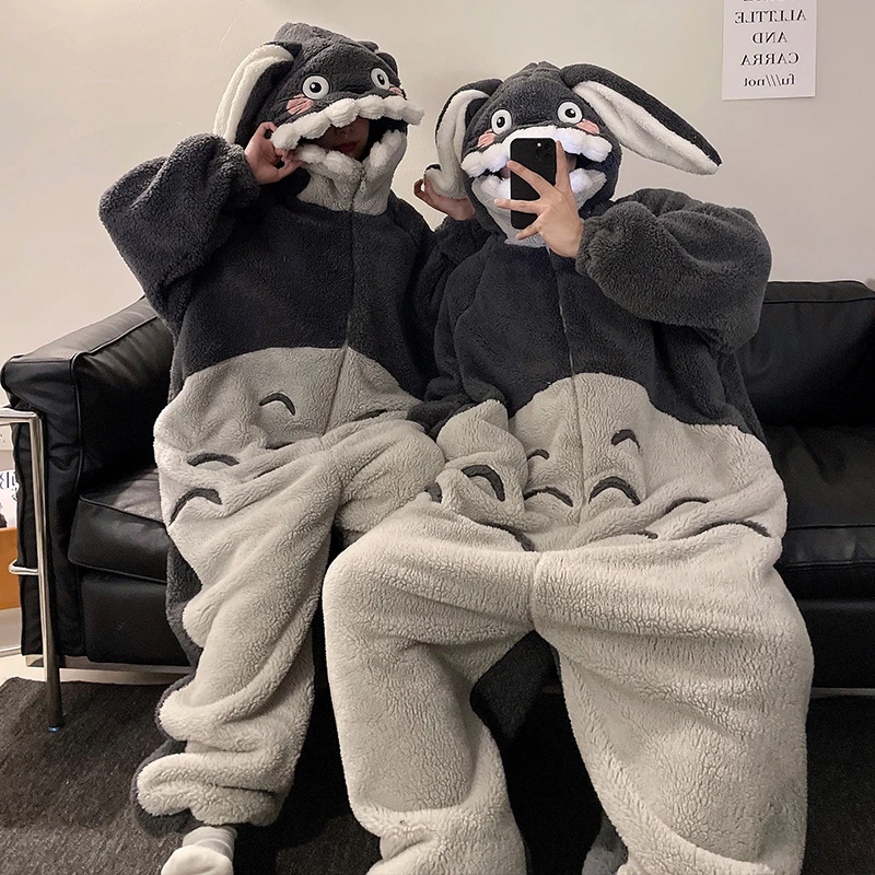 法兰绒情侣连体睡衣男女冬天珊瑚绒加厚保暖宽松大码200斤家居服