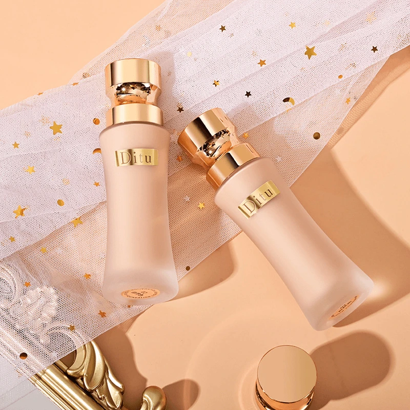 迪图小细腰持妆粉底液遮瑕液轻透保湿bb霜自然服帖不易脱色