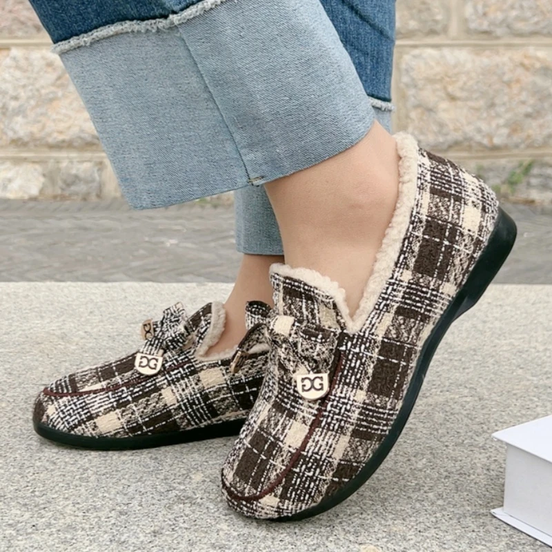 老北京布鞋棉鞋冬季加绒妈妈鞋一脚蹬懒人鞋豆豆鞋时尚休闲毛毛鞋