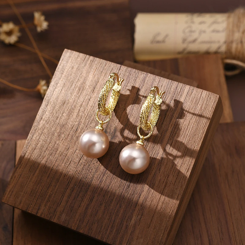 新款法式香槟色耳环复古高级感港风耳饰女潮耳坠