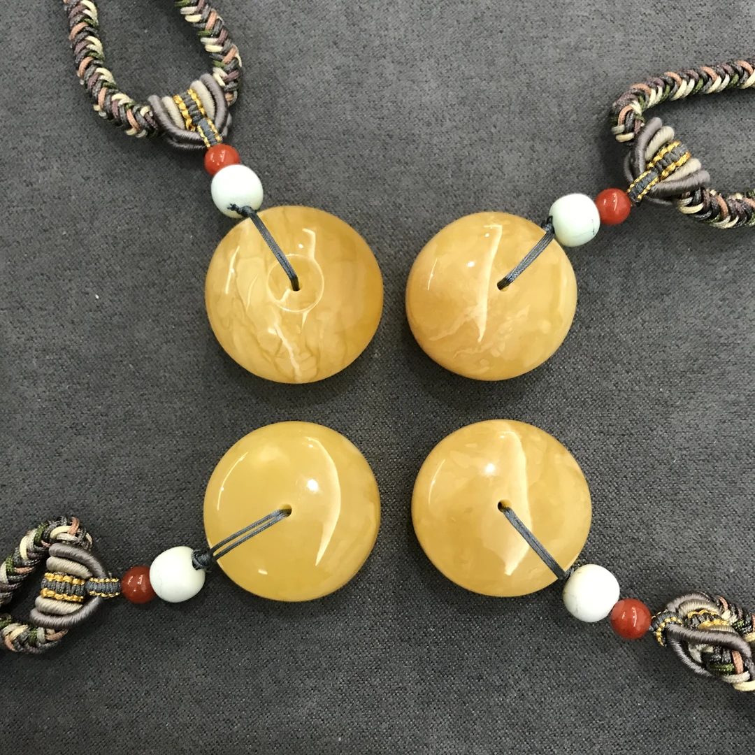 【欣妈珠宝】天然蜜蜡平安扣吊坠10-13g（多样性发一）#5887