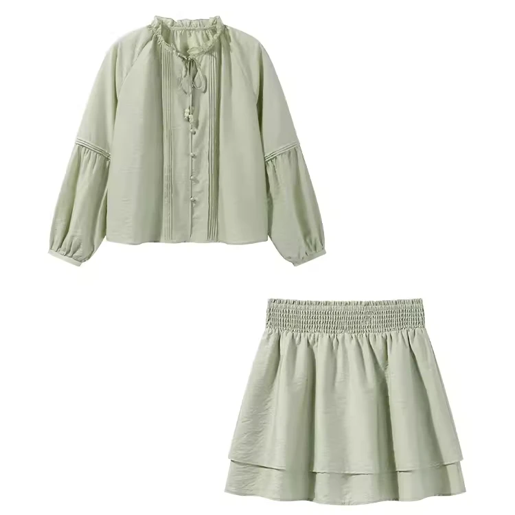 【现现专场】法式泡泡袖绿色温柔长袖上衣设计感短裙套装Y40541367