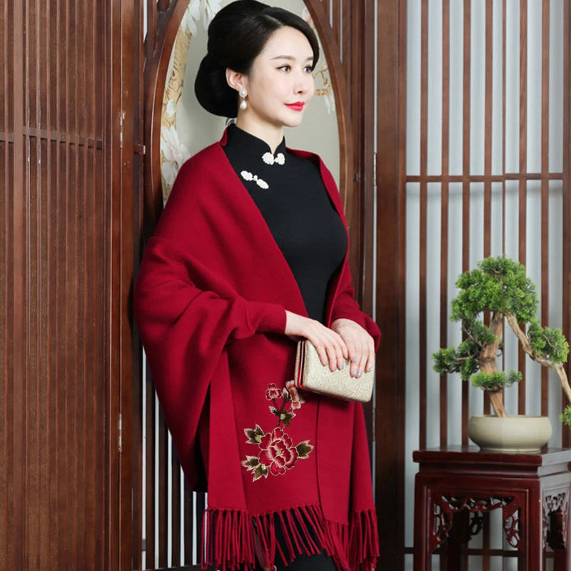 秋冬披肩喜婆婆妈妈配旗袍礼服外搭冬季百搭保暖斗篷春秋外披