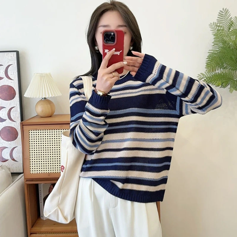 春装新款圆领时尚条纹长袖针织衫女洋气百搭打底衫宽松慵懒风毛衣