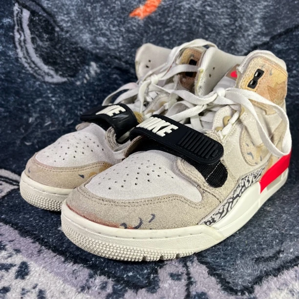 40码 AJ312 高帮 沙漠迷彩 成色好 鞋底磨损小