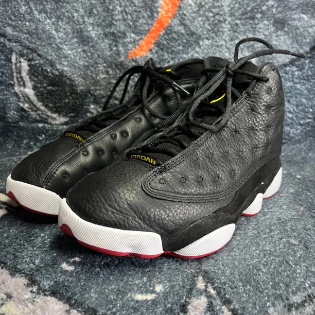 40码Air Jordan 13 "Plavoffs” 公价1299 无原盒 成色好