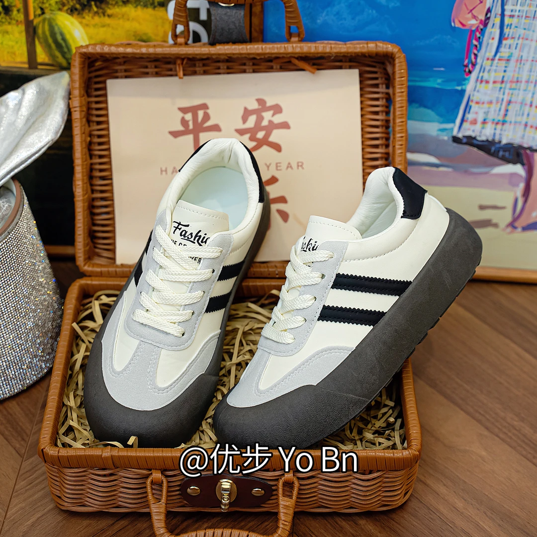 ins韩版小白鞋女2023秋季新款学生运动跑步板鞋透气休闲鞋女W619