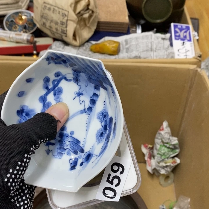 瓷片瓷盘哈哈哈哈哈哈