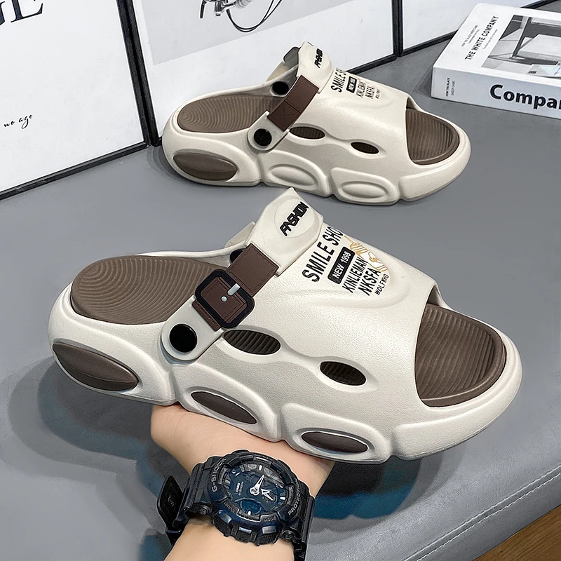 2025新款大码男士沙滩鞋夏季透气户外时尚休闲潮流踩屎感厚底凉拖