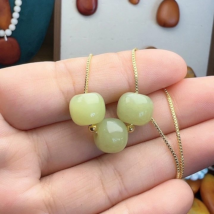 和田玉（糖玉）颈饰未镶嵌