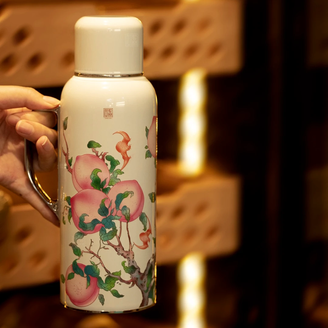 艺林堂 粉彩九桃五福传家壶600ml
