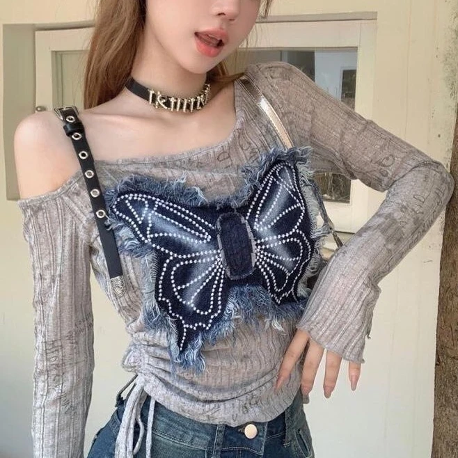 秋冬款美式复古牛仔拼接露肩长袖打底衫女秋季别致独特修身短款