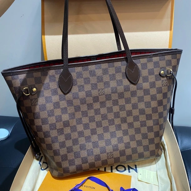 95新 LouisVuitton/路易威登 lv棋盘格购物袋中号/0817