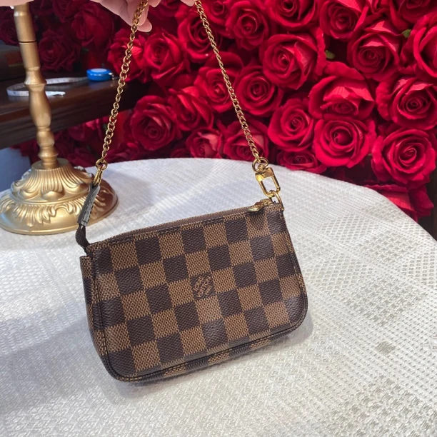 95新 LouisVuitton/路易威登 艾派尔/LV 棋盘格mini小麻将包/8133