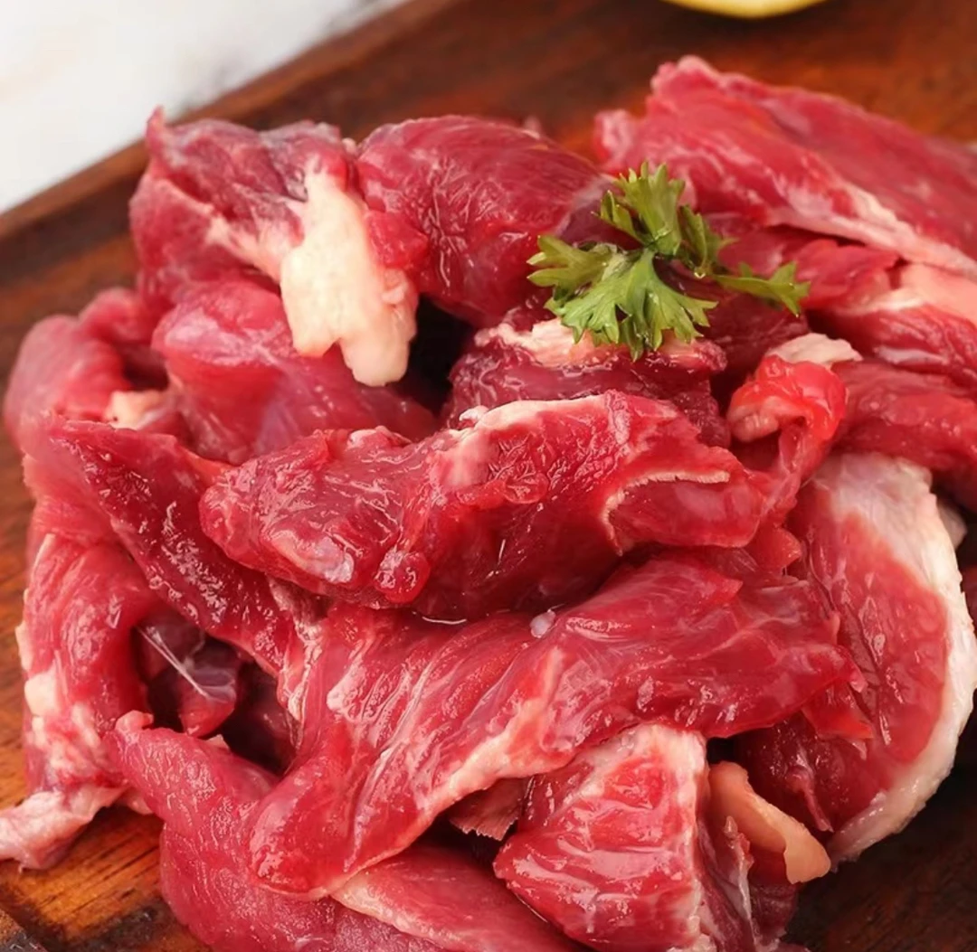 四斤牛碎肉 纯干 约2cm大小 顺丰包邮（生鲜不退换）