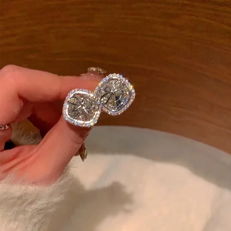 铜合金耳饰 蝴蝶结方形耳钉轻奢闪钻小众气质高级感独特简约耳饰