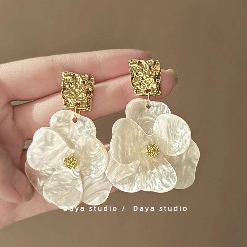 合金亚克力耳饰 轻奢高级感复古花朵耳环女小众气质耳饰