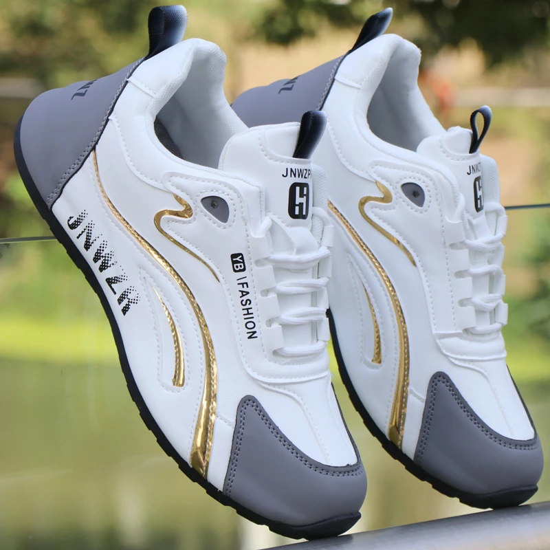 男鞋皮面防水防滑高档次旅游鞋潮流百搭男士秋冬运动休闲鞋软底鞋