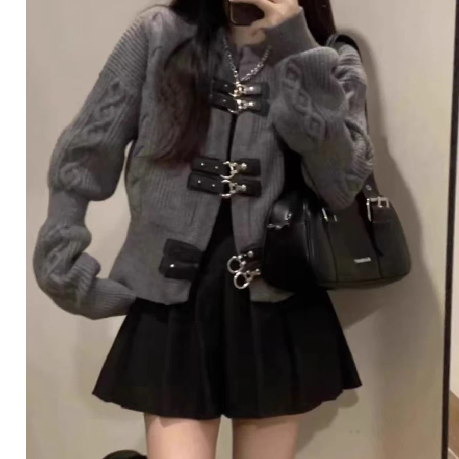 （倩倩买手店高货）默认微瑕no退换 完美主义绕道 甜美辣妹修身上衣