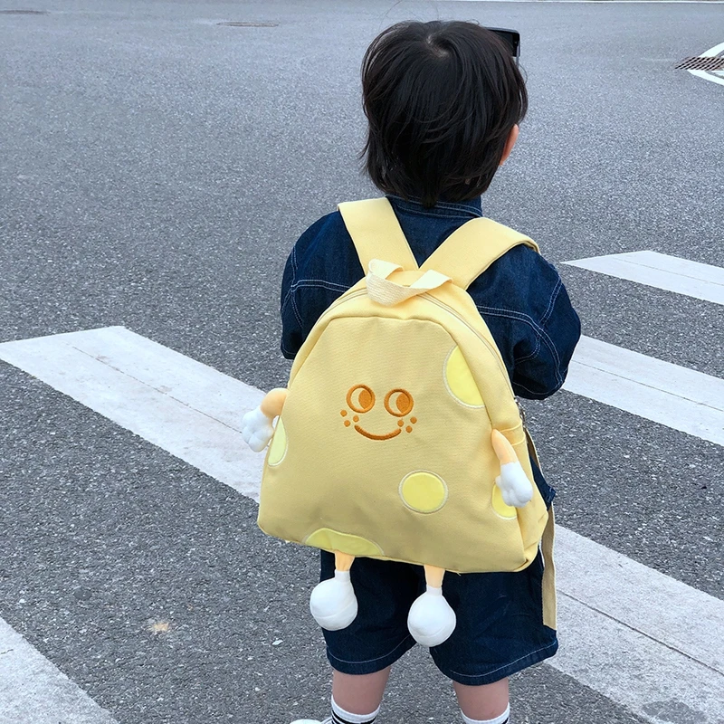 春季新款幼儿园小中班宝宝书包男女童大容量单肩双肩背包儿童包包