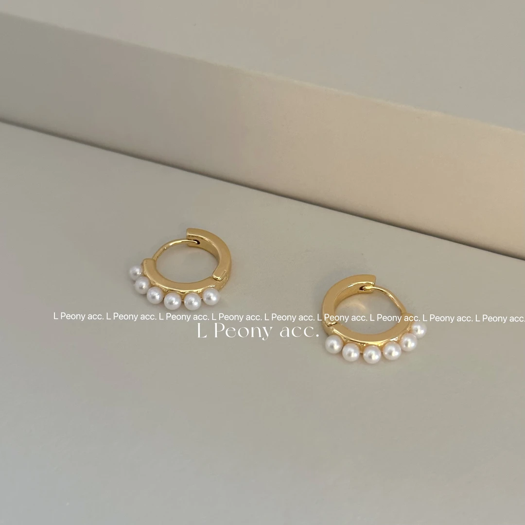 铜合金仿珍珠耳饰 061 珍珠耳环轻奢精致温柔小巧设计感耳饰