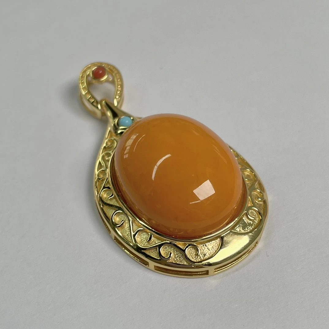 【宝宜臻品】银镶天然枣红蜜蜡老蜡吊坠大蛋面欧式精工