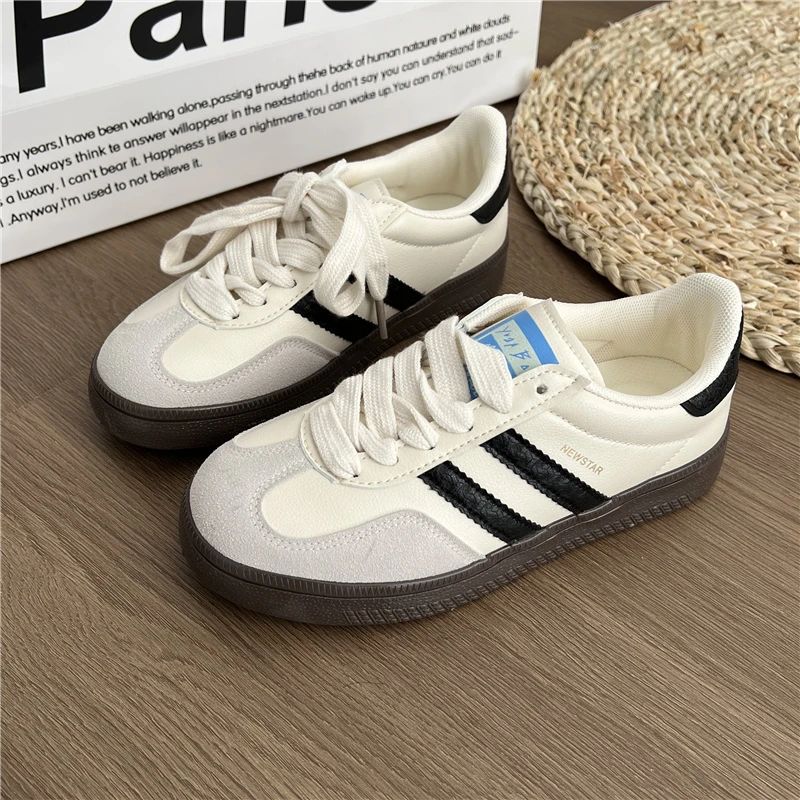 【宣你】德训小白鞋女平底2024秋季新款休闲百搭超火爆款板鞋街拍