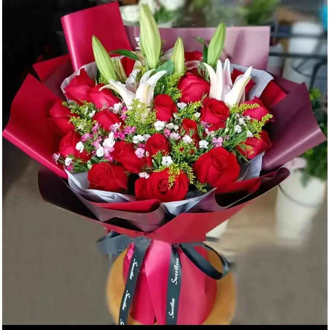 【人气热卖爆款】玫瑰康乃馨老婆长辈闺蜜生日节日同城花店下单速递