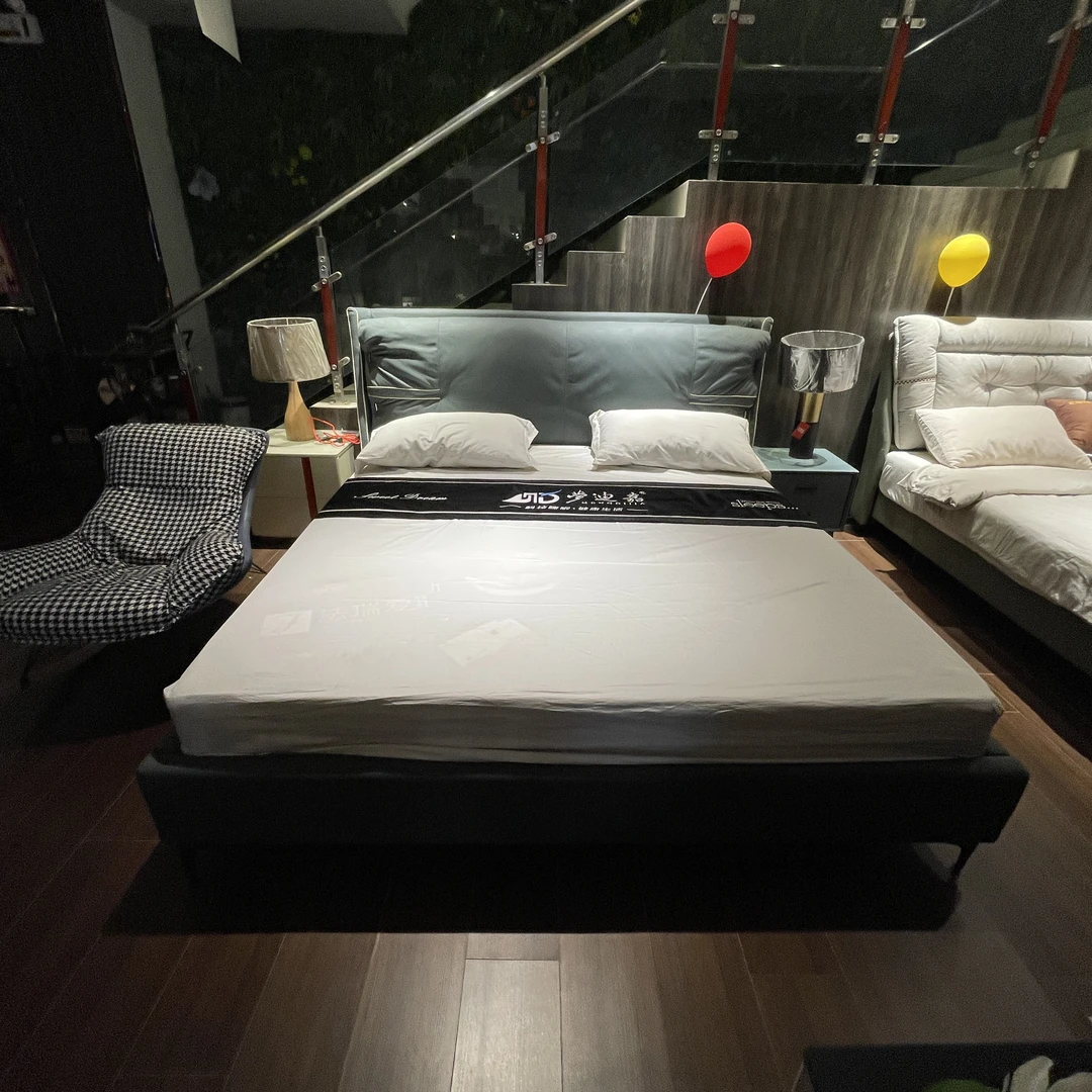 【BAHADIR专属】卧室皮艺床