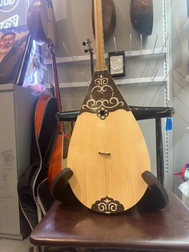 哈萨克斯坦进口专业级冬不拉