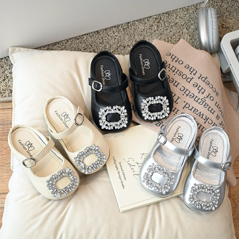女童包头凉鞋2024年夏季新款洋气水钻儿童公主鞋韩版时尚软底半拖