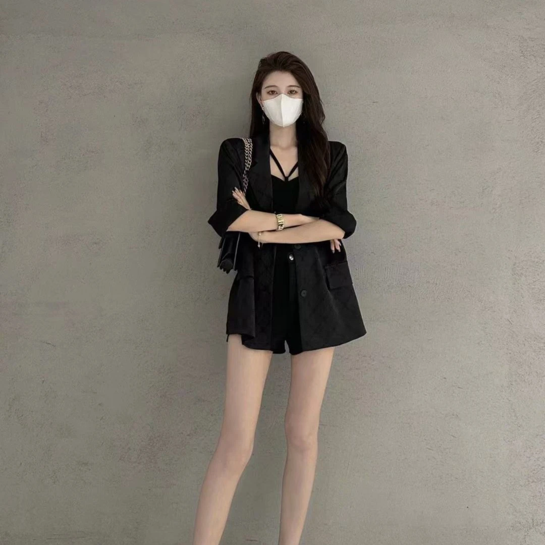御姐漂亮复古薄款港风鳄鱼纹西装韩版轻薄外套新款防晒衬衣西服