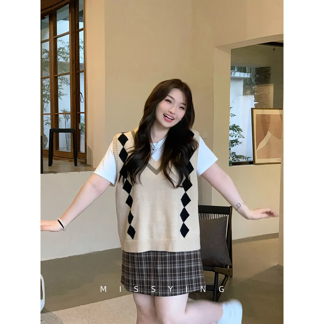 应小姐【优等生】微胖大码女装显瘦时尚宽松设计感百搭叠穿针织马甲
