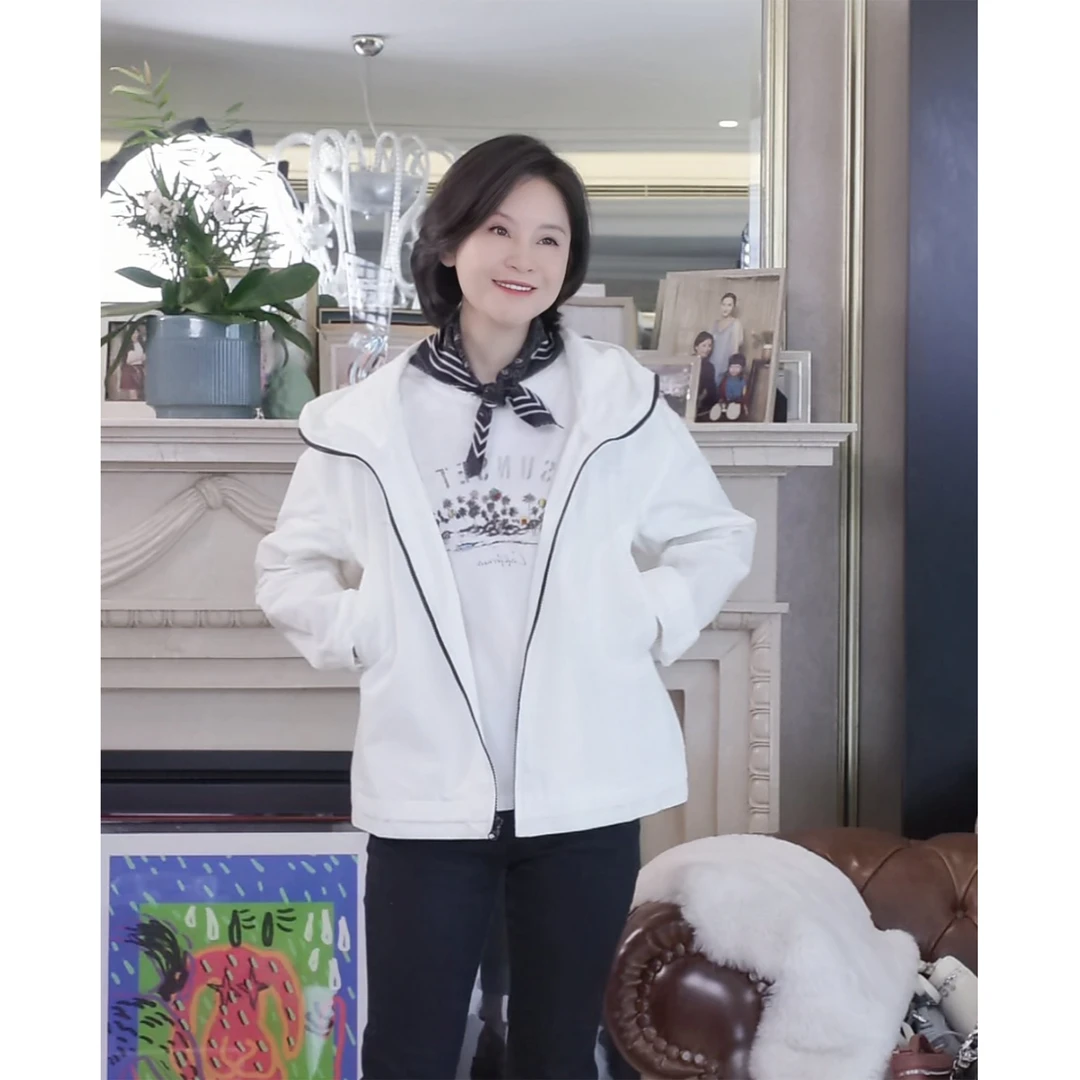 我是摩羯 加州旅馆 32支精梳棉钉珠数码印花圆领春夏百搭T恤