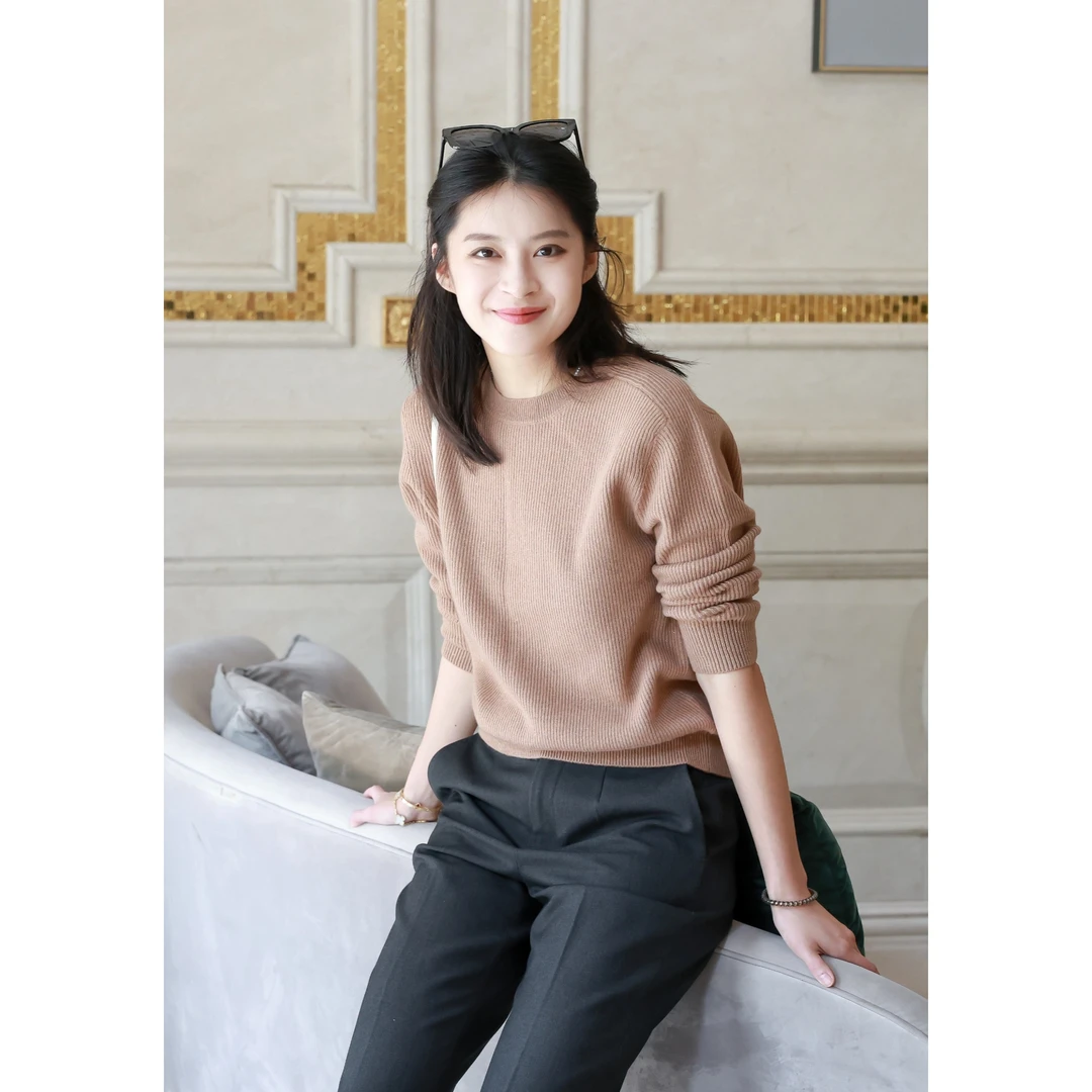 我是摩羯早春序曲 金豆纱山羊绒圆领长袖宽松针织衫短款套头毛衣