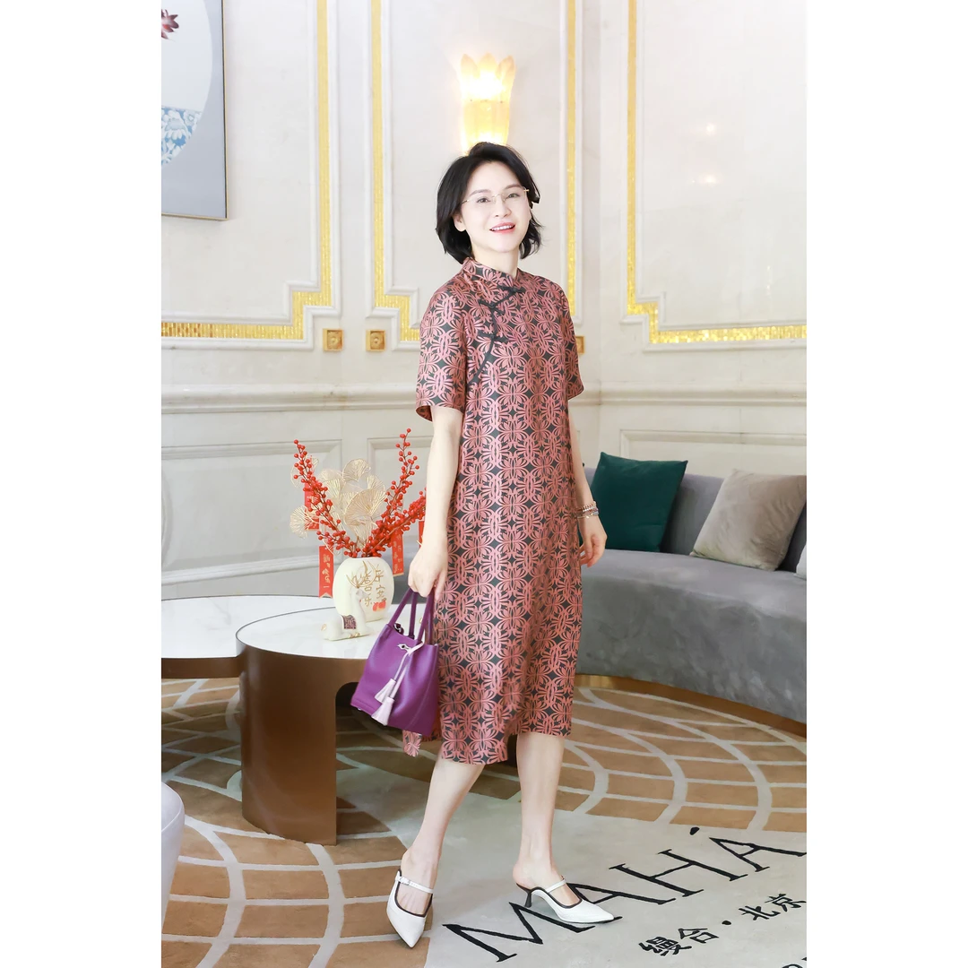 我是摩羯 春和景明连衣裙 22MM6A级桑蚕丝印花盘扣夏新中式旗袍