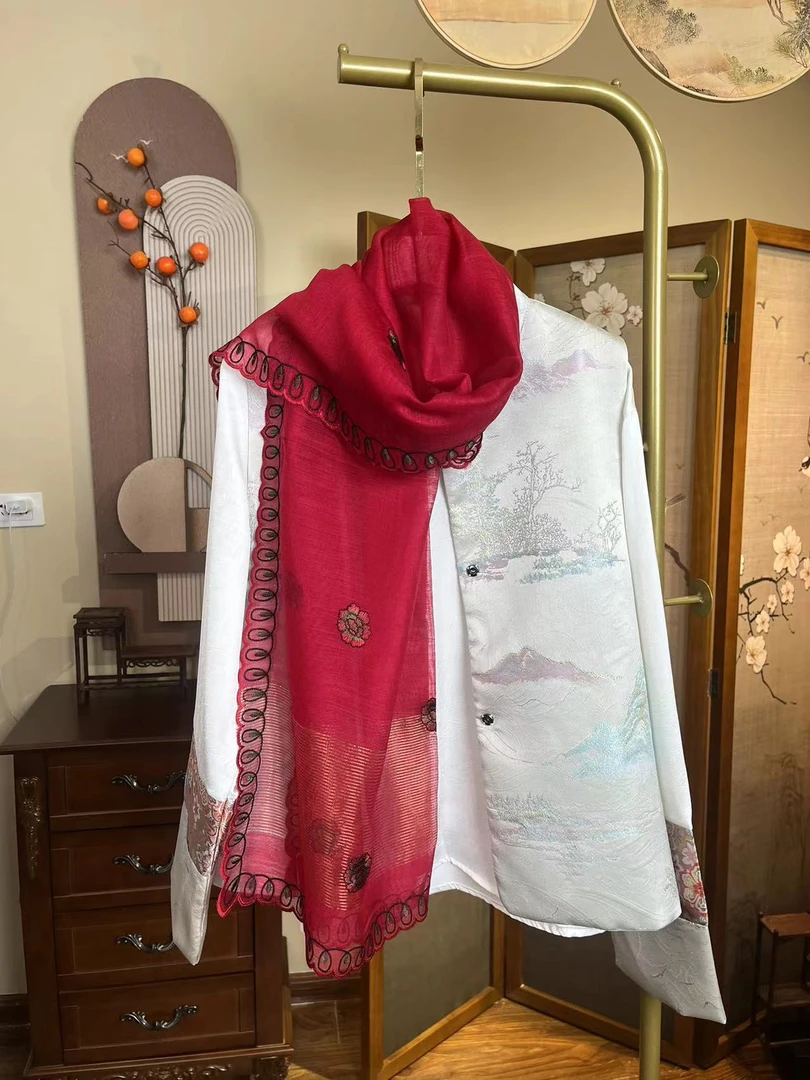 【花边民族风】-酒红色 桑蚕丝羊毛刺绣款