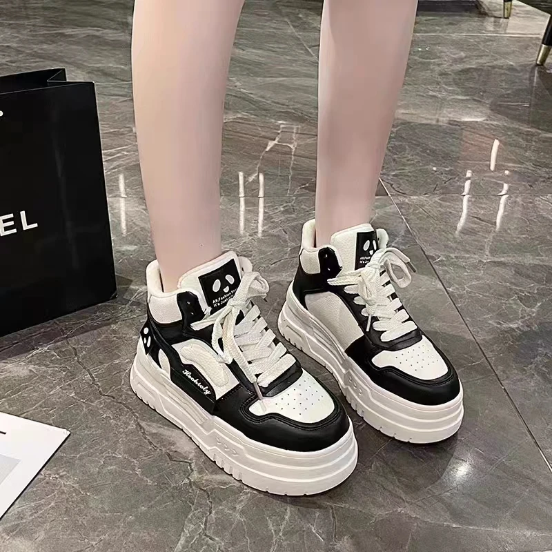 【伊丽莎白】加绒高帮小白鞋女夏季新款百搭小众设计感厚底板鞋8899