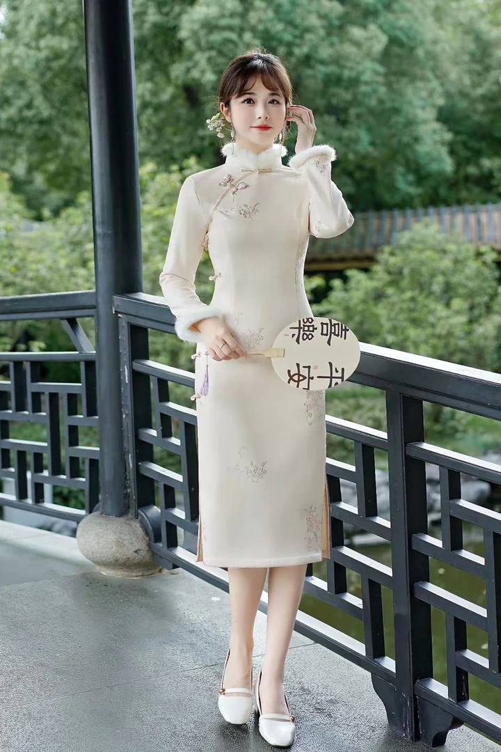芊芊【雪绒】新中式改良中长款旗袍高端绣花日常旗袍