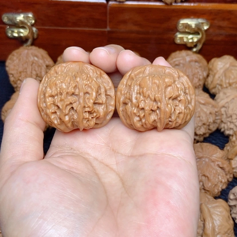 【闪购商品】文玩核桃吊坠天地39