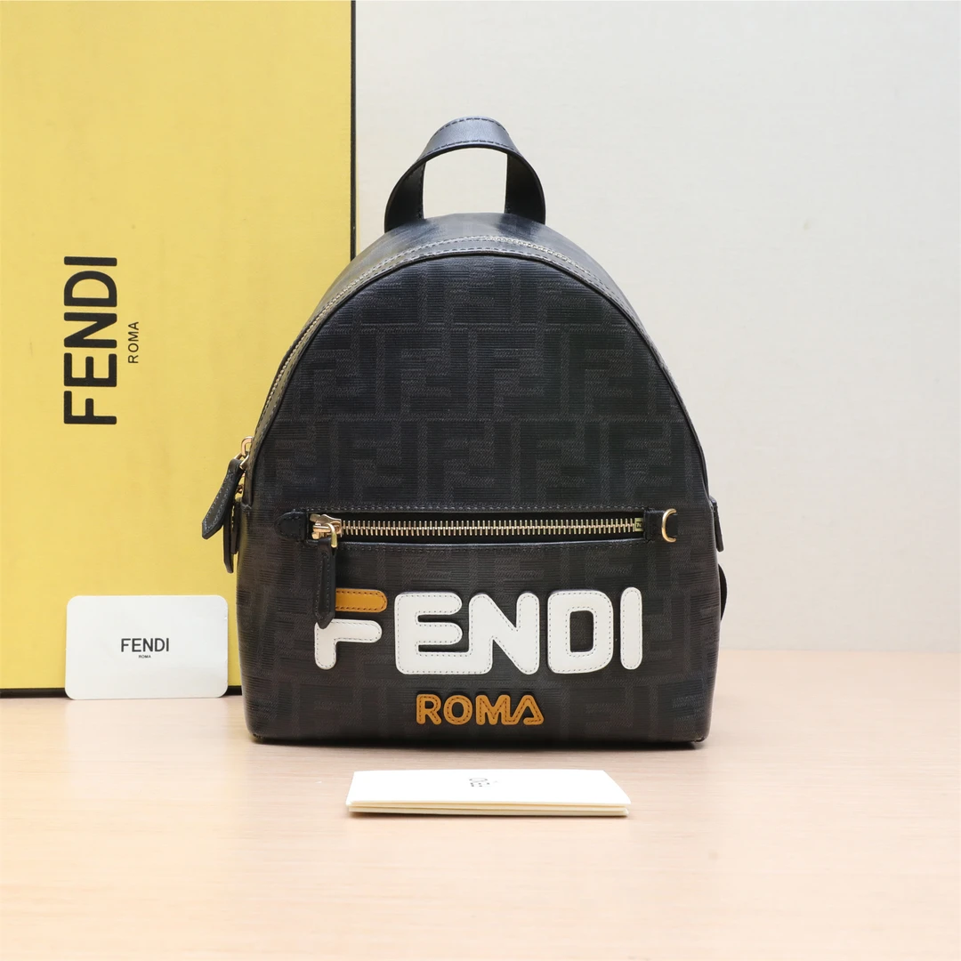95新 FENDI/芬迪 双F 满印老花 小书包 双肩包P244069785