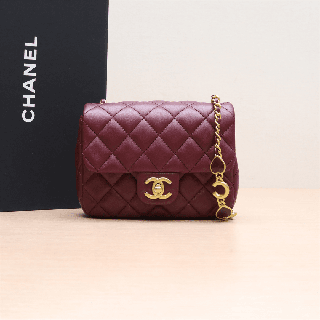 99新 Chanel/香奈儿 22K 口盖包 15.5cm 红色 斜挎包 P214974251