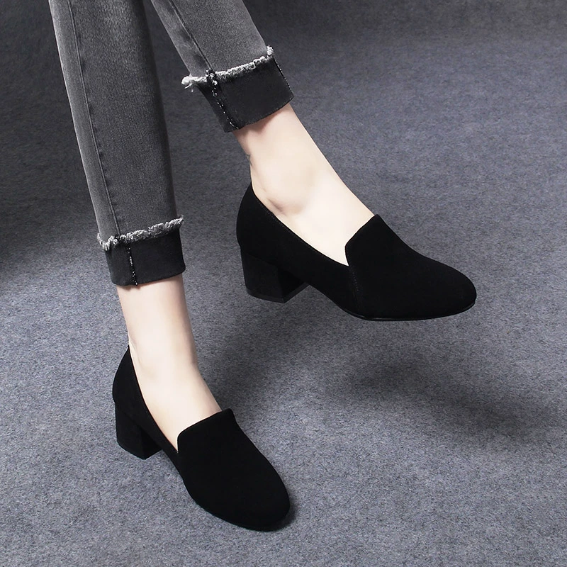 9303新款圆头粗跟羊皮浅口四季单鞋百搭舒适软面真皮中跟真皮女鞋