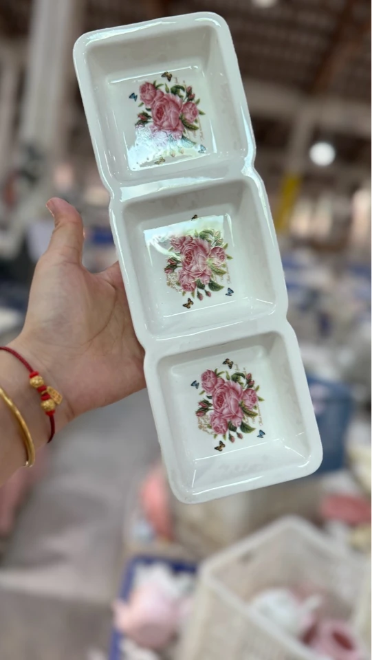 两个（微瑕）19.9块蘸料碟调味碟火锅沾料小碗小吃盘三格盘